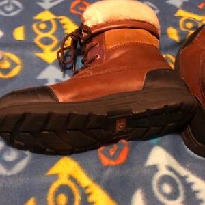 Ugg Boots ( Gently used )